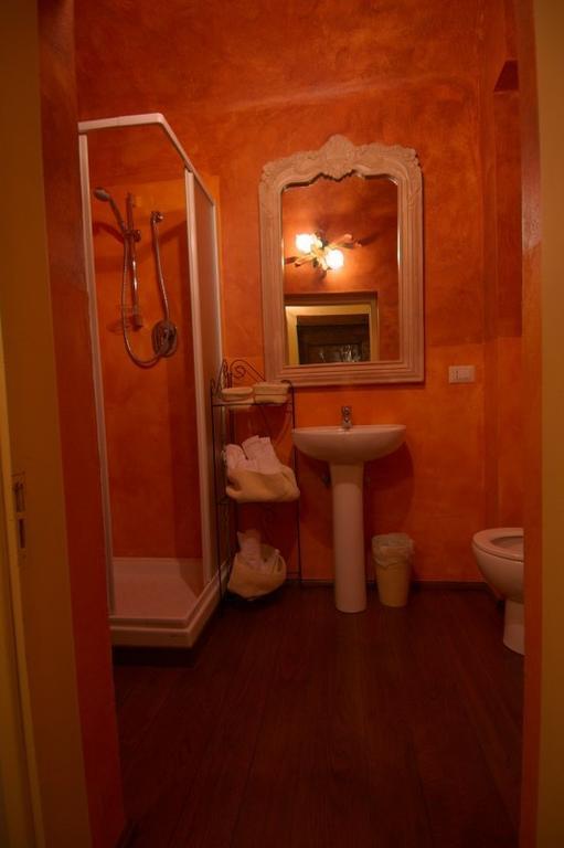 Locanda Guelfo Tredozio Cameră foto